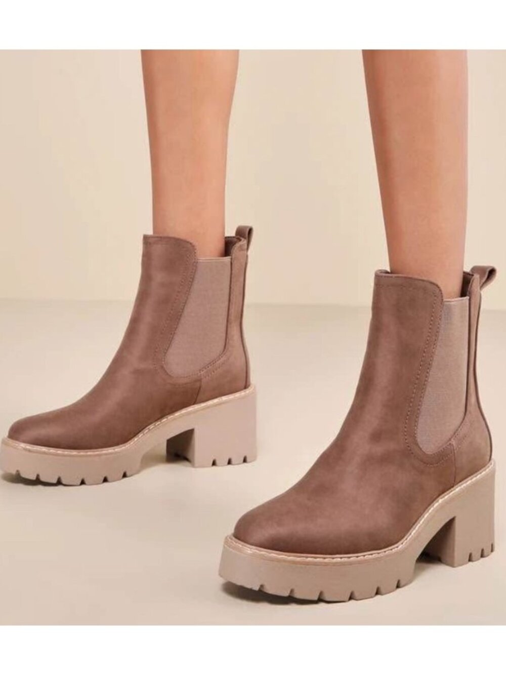 DOLCE VITA NWT - Tobias Taupe Chelsea Boots – Size 9.5 – New In Box